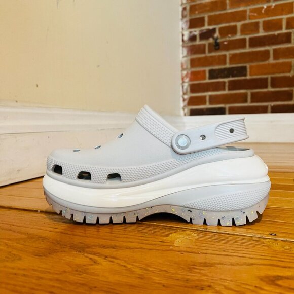 New Unisex Crocs Classic Mega Crush Clogs M 5 F 7 - Picture 11 of 16